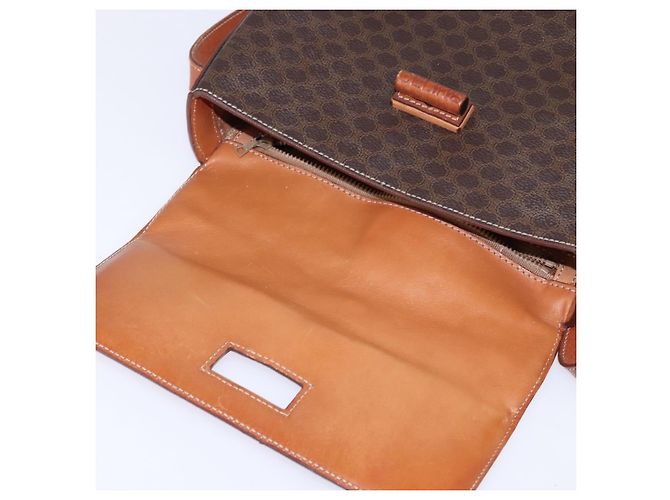 Céline Borsa a Spalla in Tela Macadam CELINE in Pelle PVC Marrone Oro Auth 145772 D'oro - vista 10
