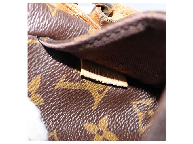 LOUIS VUITTON Borsa a Spalla Monogram Menilmontant PM M40474 LV Auth 143613 Monogramma - vista 12