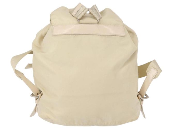 Sac à dos PRADA en nylon blanc argenté Auth 149779 - vue 2