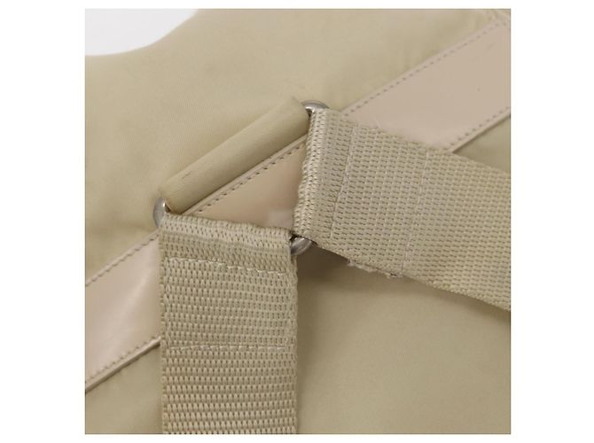 Sac à dos PRADA en nylon blanc argenté Auth 149779 - vue 7