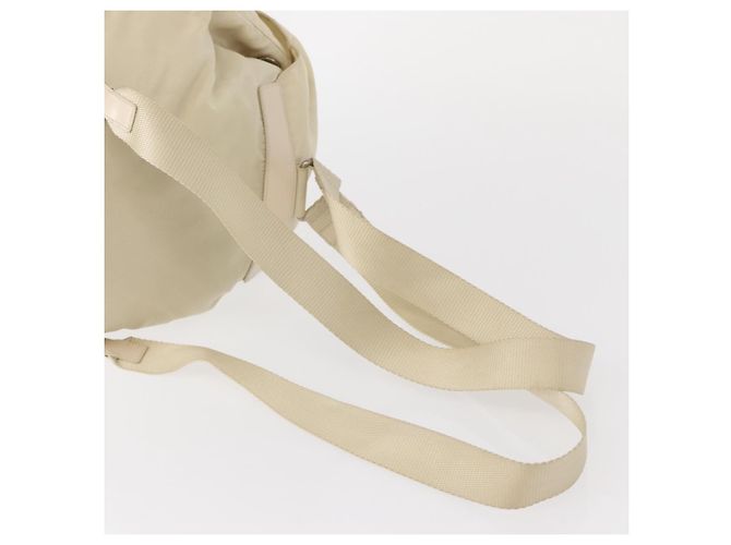 Sac à dos PRADA en nylon blanc argenté Auth 149779 - vue 8