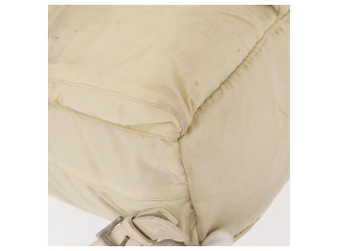 Sac à dos PRADA en nylon blanc argenté Auth 149779 - vue 9