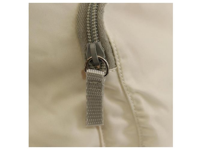 PRADA Rucksack aus Nylon Weiß Silber Authentisch 149274 - Ansicht 25