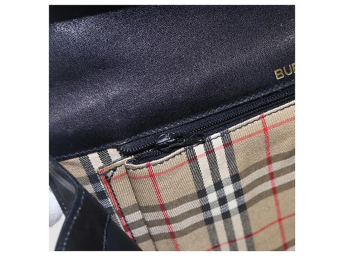 Autre Marque Borsa a spalla in pelle nera e oro Nova Check di Burberrys Auth bs30769 Nero D'oro - vista 18