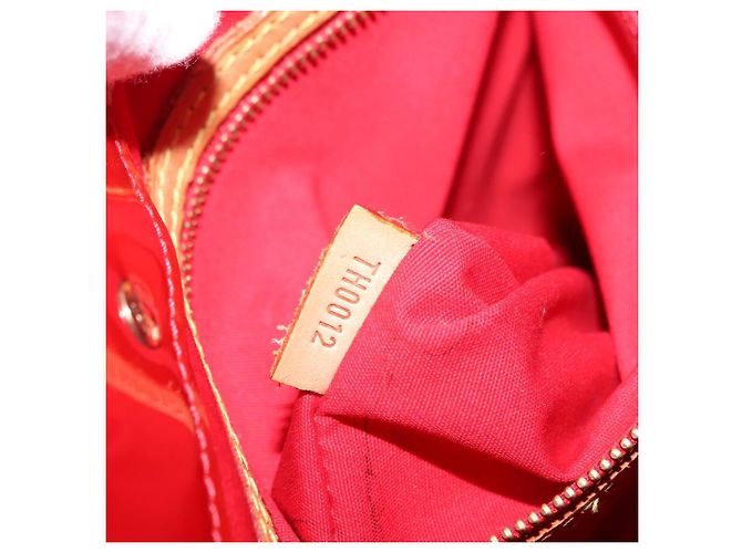 LOUIS VUITTON Monogram Vernis Reade MM Hand Bag Red Rouge M91086 LV Auth 152096 - view 12