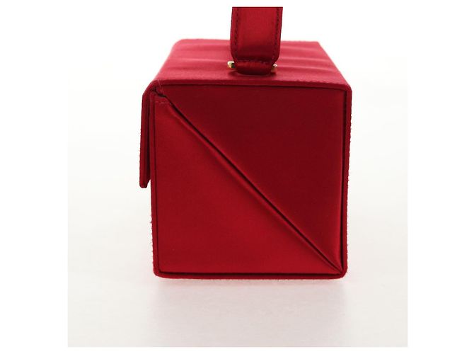Borsa a mano Gancini in raso rosso e oro Auth 145507V di Salvatore Ferragamo D'oro - vista 3