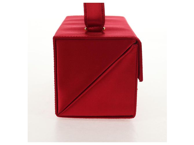 Borsa a mano Gancini in raso rosso e oro Auth 145507V di Salvatore Ferragamo D'oro - vista 4