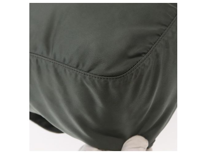 Bolsa de Ombro PRADA em Nylon Caqui Auth ki6015 - vista 17
