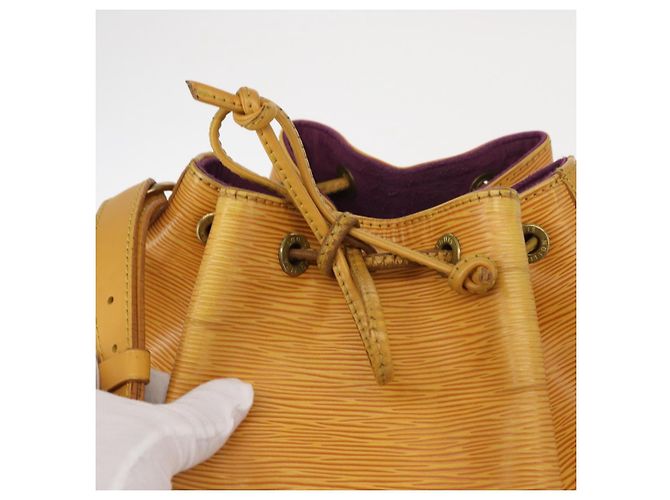 LOUIS VUITTON Borsa a Spalla Epi Noe Tassili Gialla M44009 LV Auth BA8335 - vista 15
