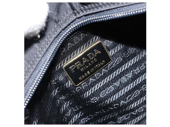 PRADA Borsa a mano in nylon nero e oro Auth yk19626 D'oro - vista 18