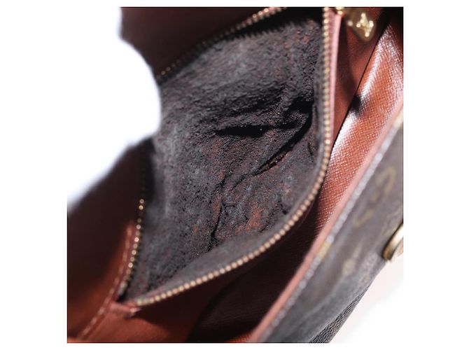 LOUIS VUITTON Bolsa de Ombro Monogram Saint Cloud MM M51243 LV Auth BA8278 Monograma - vista 11