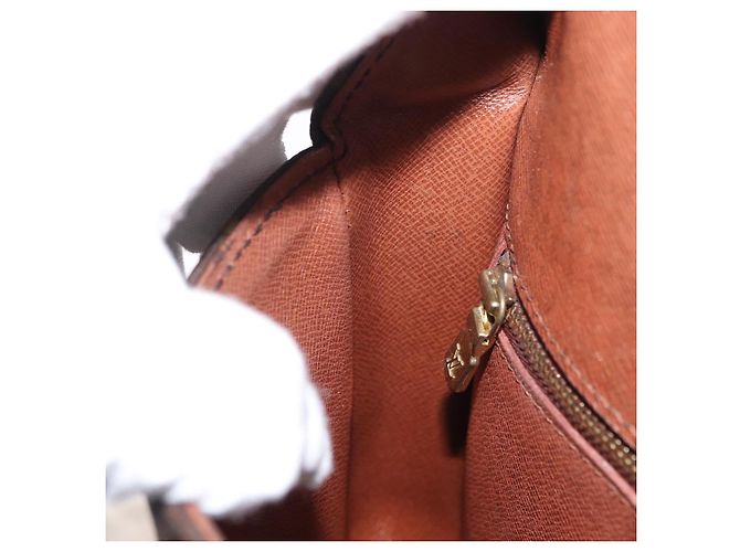 LOUIS VUITTON Bolsa de Ombro Monogram Saint Cloud MM M51243 LV Auth BA8278 Monograma - vista 23