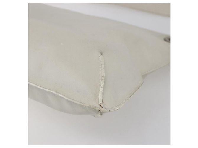 LOEWE Schultertasche aus Leder Weiß Silber Authentisch bs31203 - Ansicht 15
