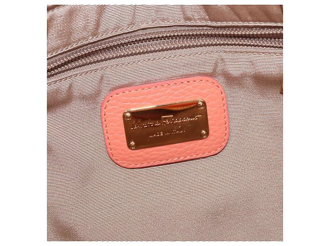 Borsa a mano Gancini in pelle rosa e oro Auth 153980 di Salvatore Ferragamo D'oro - vista 18