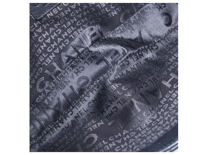 Borsa a Spalla CHANEL in Pelle di Agnello Nera con CC Argento Auth bs30993 Nero - vista 10