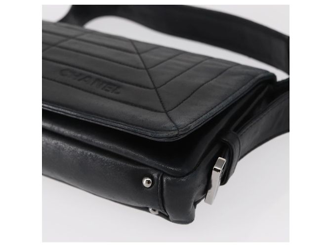 Borsa a Spalla CHANEL in Pelle di Agnello Nera con CC Argento Auth bs30993 Nero - vista 15