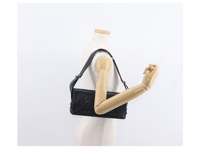 Borsa a Spalla CHANEL in Pelle di Agnello Nera con CC Argento Auth bs30993 Nero - vista 24