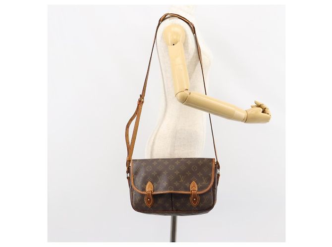 LOUIS VUITTON Monogram Gibeciere MM Borsa a Spalla M42247 LV Auth gh1024 Monogramma - vista 27