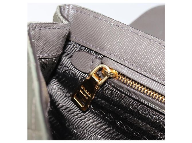 PRADA Borsa a Spalla con Catena Nylon Kaki Oro Auth 153389 D'oro Cachi - vista 21
