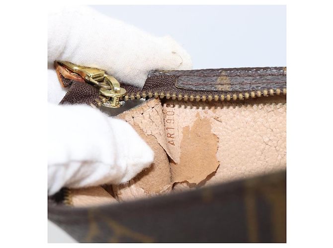 Bucket LOUIS VUITTON Monogramma Secchiello PM Pochette Accessorio LV Auth bs31029 - vista 12