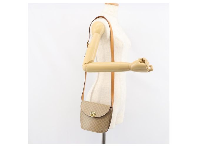 Céline Borsa a Spalla in Tela Macadam CELINE PVC Beige Oro Auth 157670 D'oro - vista 22