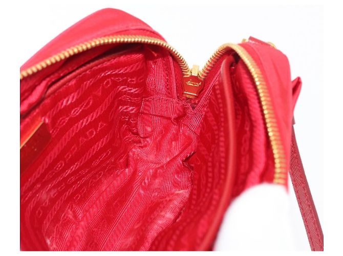 Borsa a Spalla PRADA Nylon Rossa Oro Auth 152289SAV Rosso D'oro - vista 18