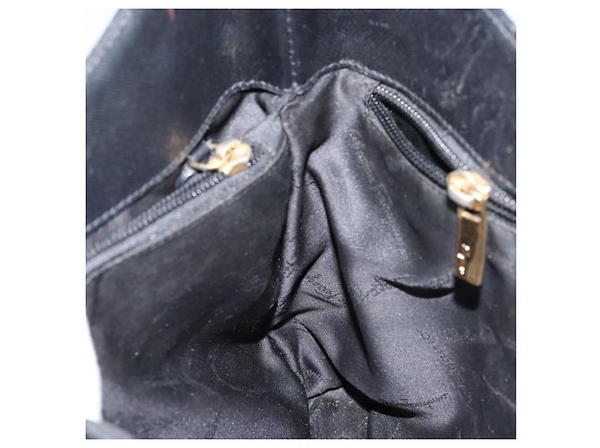 Sac à bandoulière Gancini en cuir noir et or Auth BA8226 de Salvatore Ferragamo Doré - vue 18