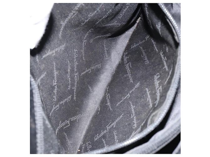 Sac à bandoulière Gancini en cuir noir et or Auth BA8226 de Salvatore Ferragamo Doré - vue 20