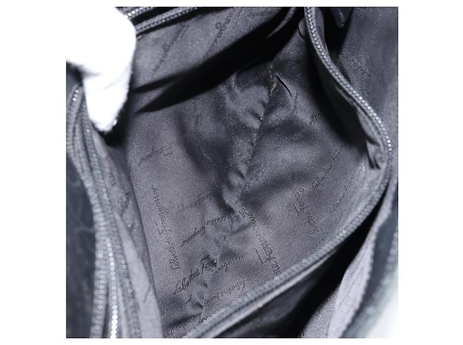 Sac à bandoulière Gancini en cuir noir et or Auth BA8226 de Salvatore Ferragamo Doré - vue 22