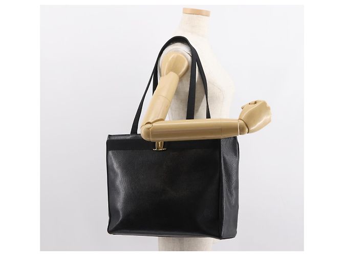 Salvatore Ferragamo Vala Präge-Tote aus Leder in Schwarz und Gold Auth BA7328 Golden - Ansicht 20
