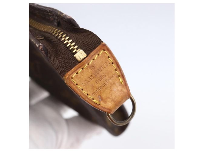 Bucket LOUIS VUITTON Monogramma Secchiello PM Pochette Accessorio LV Auth am9557 - vista 8