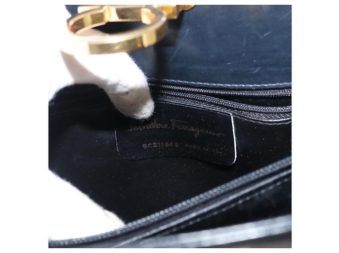 Borsa a Spalla Gancini in Pelle Salvatore Ferragamo Blu Navy Oro Auth 148175 D'oro - vista 12