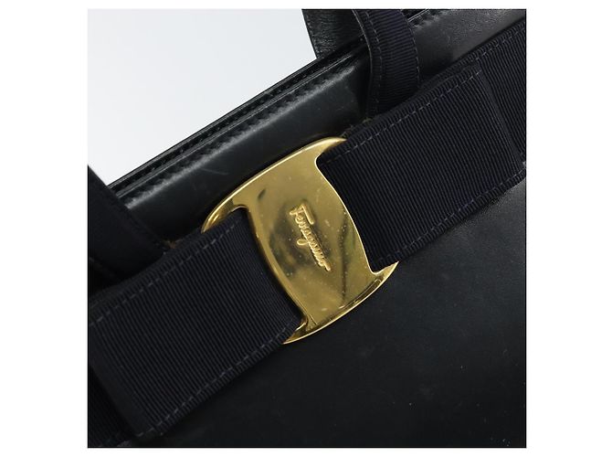 Bolso de mano Vala de cuero azul marino y dorado Auth BA8854 de Salvatore Ferragamo - vista 14