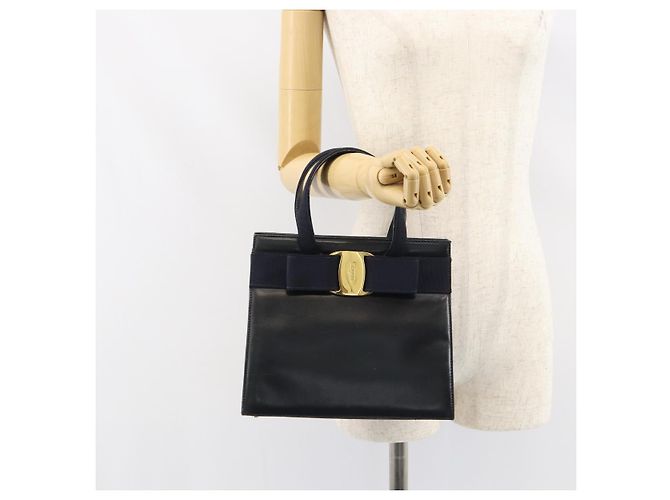 Bolso de mano Vala de cuero azul marino y dorado Auth BA8854 de Salvatore Ferragamo - vista 21