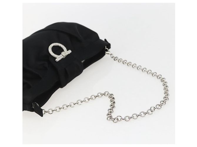 Borsa a Spalla Gancini Chain Salvatore Ferragamo Satin Nero Argento Auth 156969V - vista 7