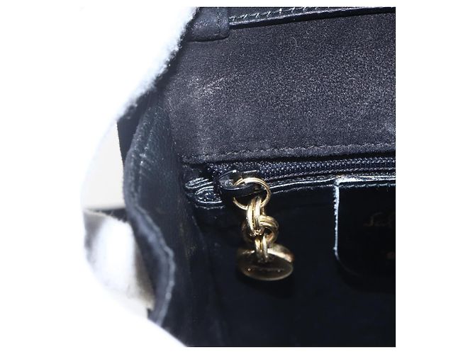Vala Handtasche aus Wildleder 2 in 1 Schwarz Gold Auth 153762V von Salvatore Ferragamo Golden - Ansicht 15