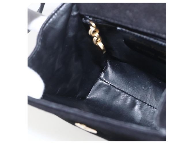 Vala Handtasche aus Wildleder 2 in 1 Schwarz Gold Auth 153762V von Salvatore Ferragamo Golden - Ansicht 18