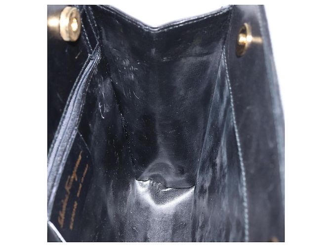 Borsa a Spalla Salvatore Ferragamo in Pelle Nera e Oro Auth BA8682 Nero D'oro - vista 17