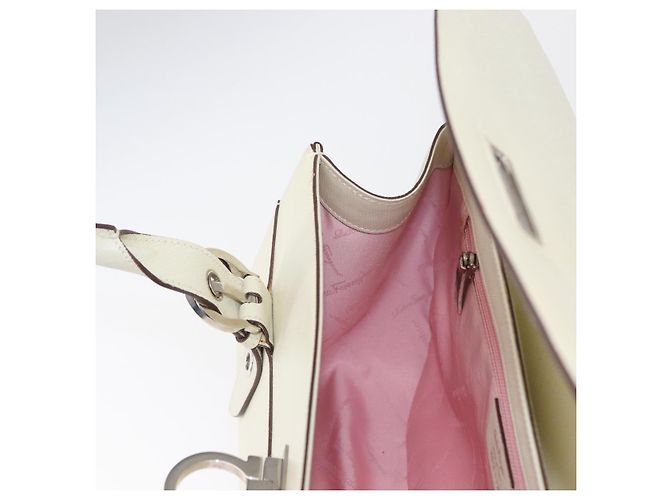 Bolsa de Ombro Gancini em Couro Branco e Prata da Salvatore Ferragamo Auth ka722 - vista 19