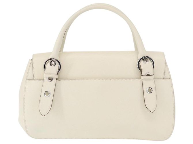 Bolsa de Ombro Gancini em Couro Branco e Prata da Salvatore Ferragamo Auth ka722 - vista 2