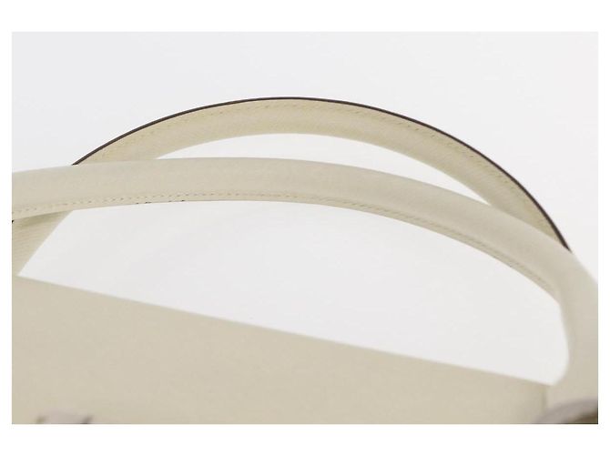 Bolsa de Ombro Gancini em Couro Branco e Prata da Salvatore Ferragamo Auth ka722 - vista 8