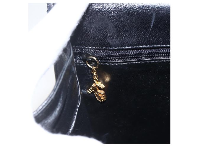 Borsa a Spalla Salvatore Ferragamo in Pelle Nera Oro Auth 157262 Nero D'oro - vista 18