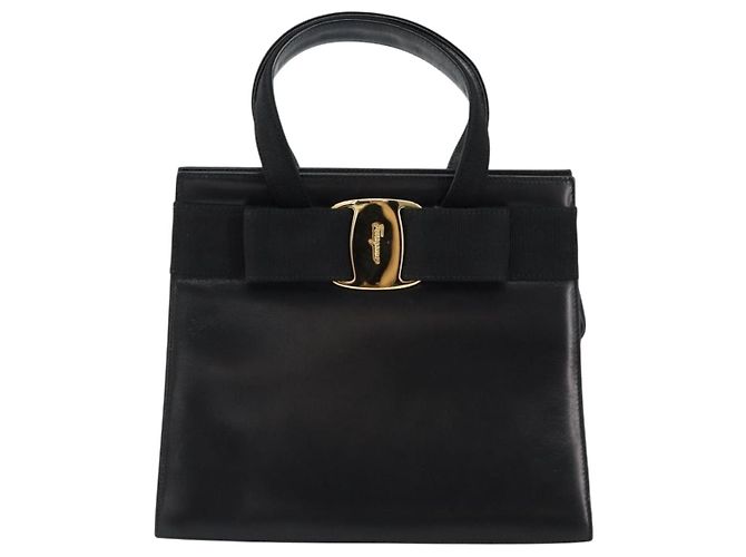 Borsa a mano Vala in pelle nera e oro Salvatore Ferragamo Auth gh1245 Nero D'oro - vista 2