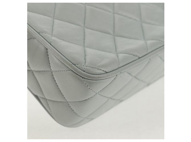 CHANEL Sac à épaule Matelassé en Cuir d'Agneau Bleu Clair Or CC Auth 140125V Doré - vue 17