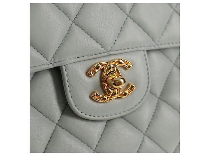 CHANEL Sac à épaule Matelassé en Cuir d'Agneau Bleu Clair Or CC Auth 140125V Doré - vue 21