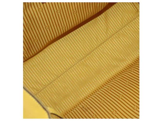 Borsa a mano FENDI in pelle giallo oro Auth 144480 D'oro - vista 11