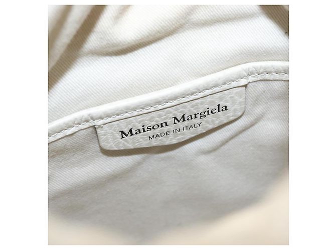 Autre Marque Borsa a secchiello 5AC con catena in pelle Maison Margiela 2 in 1 Bianca Auth 154759 Argento Bianco - vista 20