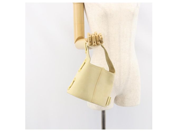 Borsa a mano Salvatore Ferragamo in suede giallo oro Auth BA8224 D'oro - vista 21