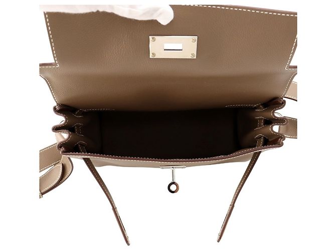 Hermès Borsa a Spalla Hermes Kelly PM in Grigio Etoupe Taupe - vista 5