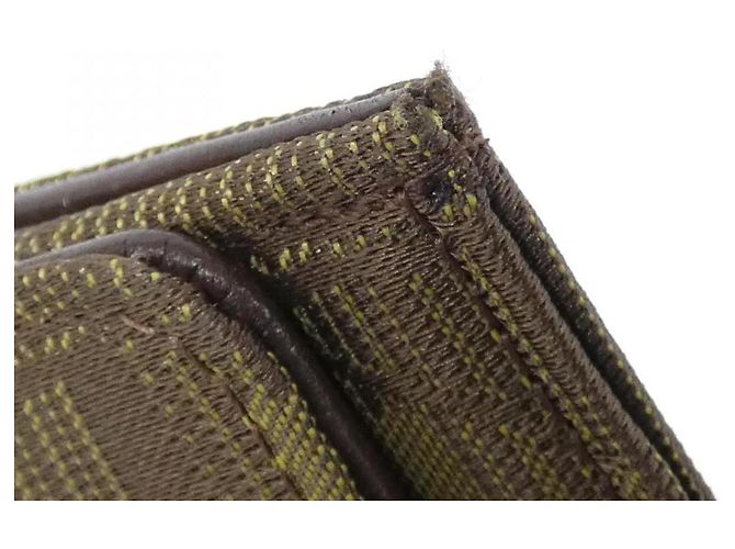 Cartera Larga Chanel Travel Line 15788 Verde Caqui - vista 3